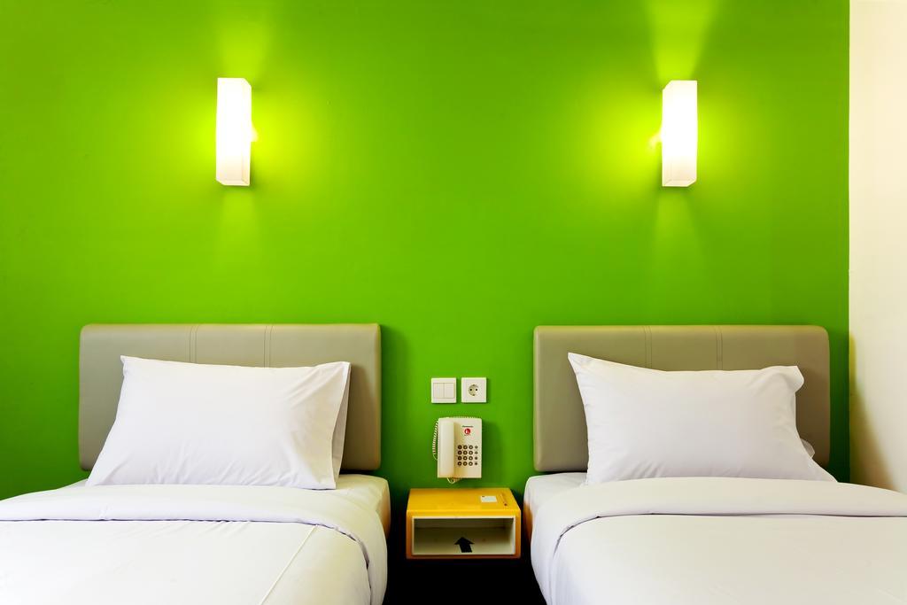Amaris Hotel Cilegon Exterior photo